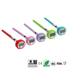 Tragbarer bunter Baby-Milch-Thermometer-schützendes einfaches, LCD-Auslesen zu lesen